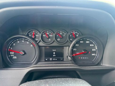 Used 2025 Chevrolet Silverado 1500 Custom Trail Boss w/ Dark Appearance Package AWD/4WD image 17