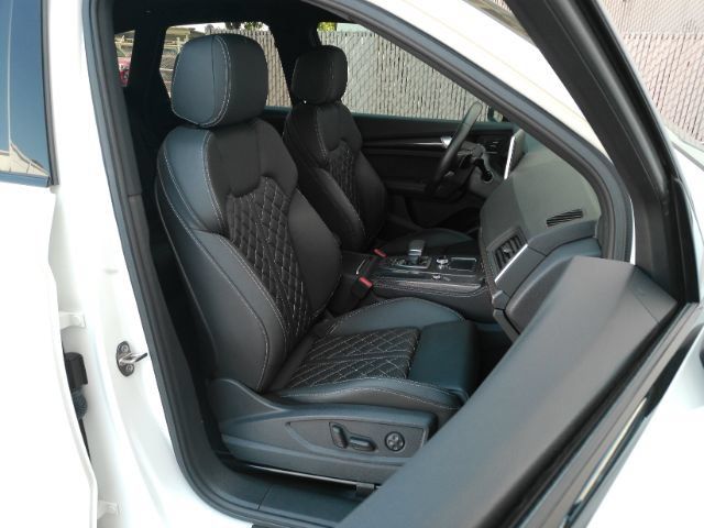 Used 2020 Audi SQ5 Prestige w/ Prestige Package AWD/4WD image 23