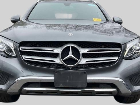 Used 2019 Mercedes-Benz GLC 300 4MATIC image 8