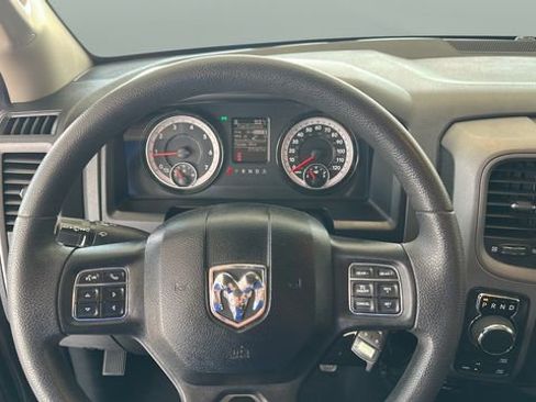 Used 2018 RAM 1500 Express w/ Express Value Package AWD/4WD image 13