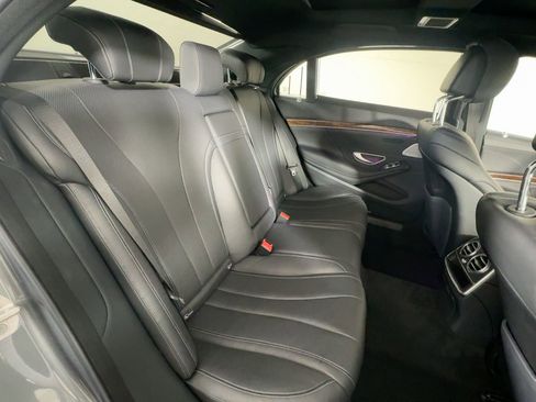 Used 2017 Mercedes-Benz S 550 4MATIC Sedan image 26