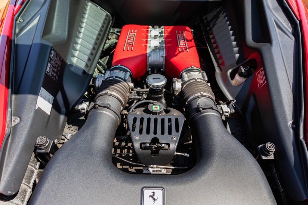 Used 2013 Ferrari 458 Italia Coupe RWD image 59