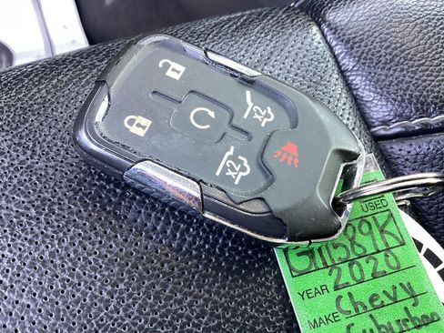 Used 2020 Chevrolet Suburban Premier image 41