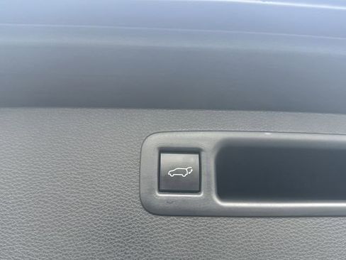 Used 2023 Toyota Highlander XSE AWD/4WD image 23