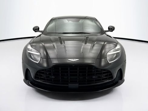 Used 2025 Aston Martin DB12 Coupe RWD image 2