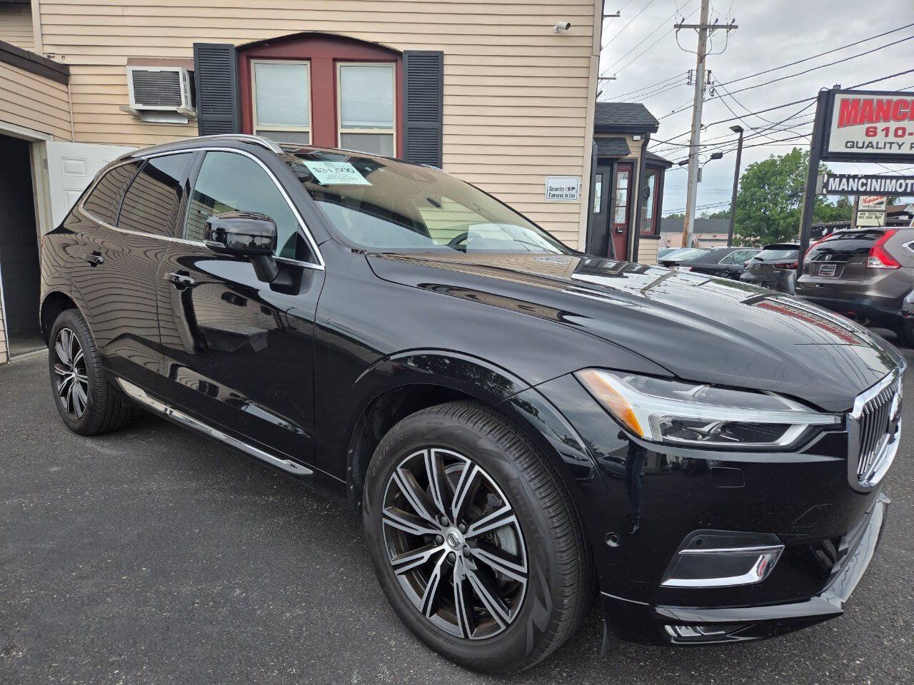 Used 2020 Volvo XC60 T6 Inscription w/ Protection Package AWD/4WD image 4