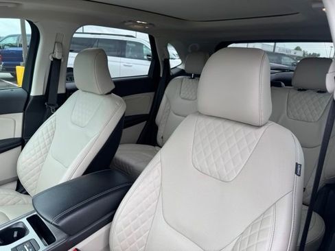 Used 2024 Ford Edge Titanium w/ Titanium Elite Package AWD/4WD image 26