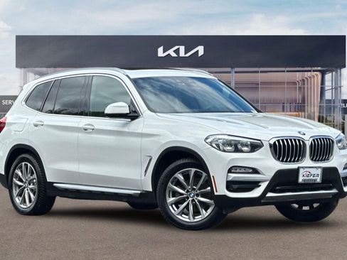 Used 2019 BMW X3 sDrive30i RWD image 2