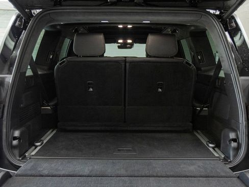 Used 2023 Rivian R1S Adventure AWD/4WD image 33