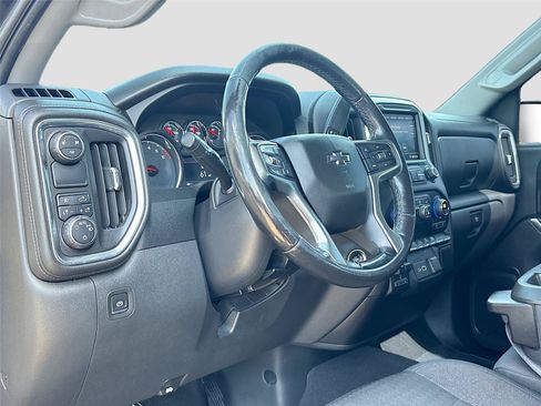 Used 2019 Chevrolet Silverado 1500 RST w/ All-Star Edition RWD image 9