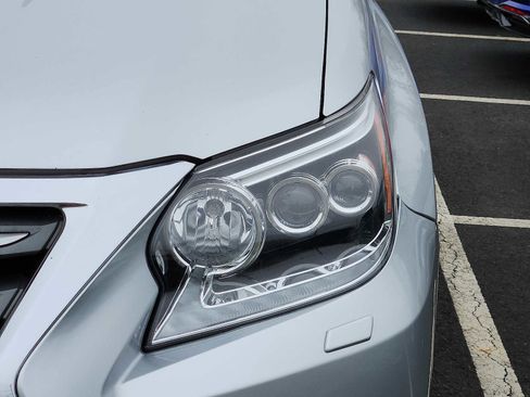 Used 2019 Lexus GX 460 Premium image 9