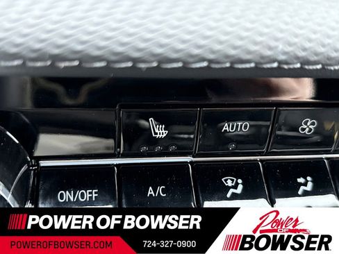 New 2026 Chevrolet Equinox LT w/ Convenience Package II image 10