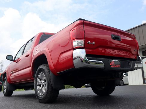 Used 2019 Toyota Tacoma SR5 image 18