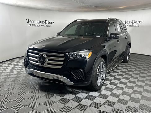 Certified 2024 Mercedes-Benz GLS 450 4MATIC image 3