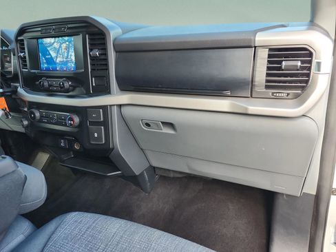 Used 2021 Ford F150 XLT image 17