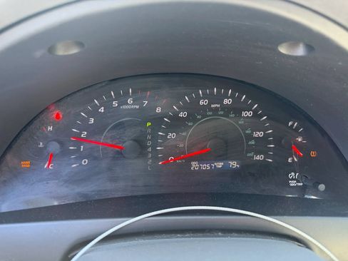 Used 2009 Toyota Camry SE FWD image 10