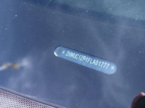 Used 2015 Lamborghini Huracan LP 610-4 image 30