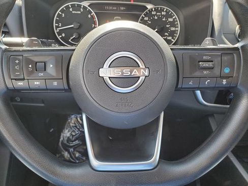 Certified 2023 Nissan Rogue SV image 18