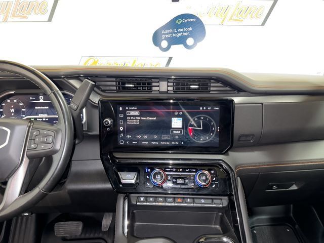 Used 2025 GMC Sierra 2500 AT4 w/ AT4 Premium Plus Package AWD/4WD image 9