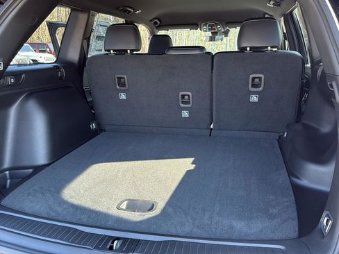 New 2025 Jeep Grand Cherokee Altitude image 29