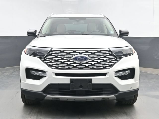 Used 2022 Ford Explorer Platinum w/ Equipment Group 601A AWD/4WD image 3