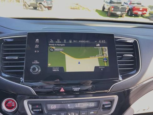 Used 2020 Honda Pilot Touring image 26