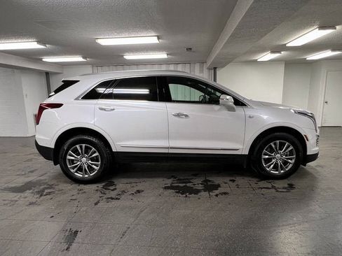 Certified 2022 Cadillac XT5 Premium Luxury w/ Technology Package image 6