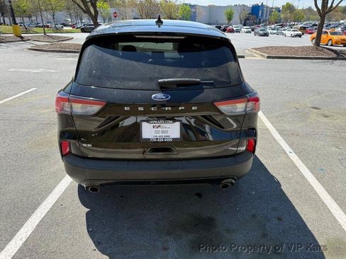 Used 2022 Ford Escape SE w/ SE Sport Appearance Package FWD image 6