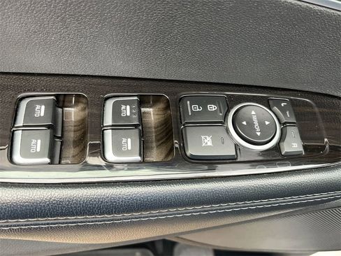 Used 2019 Kia Sorento EX image 14