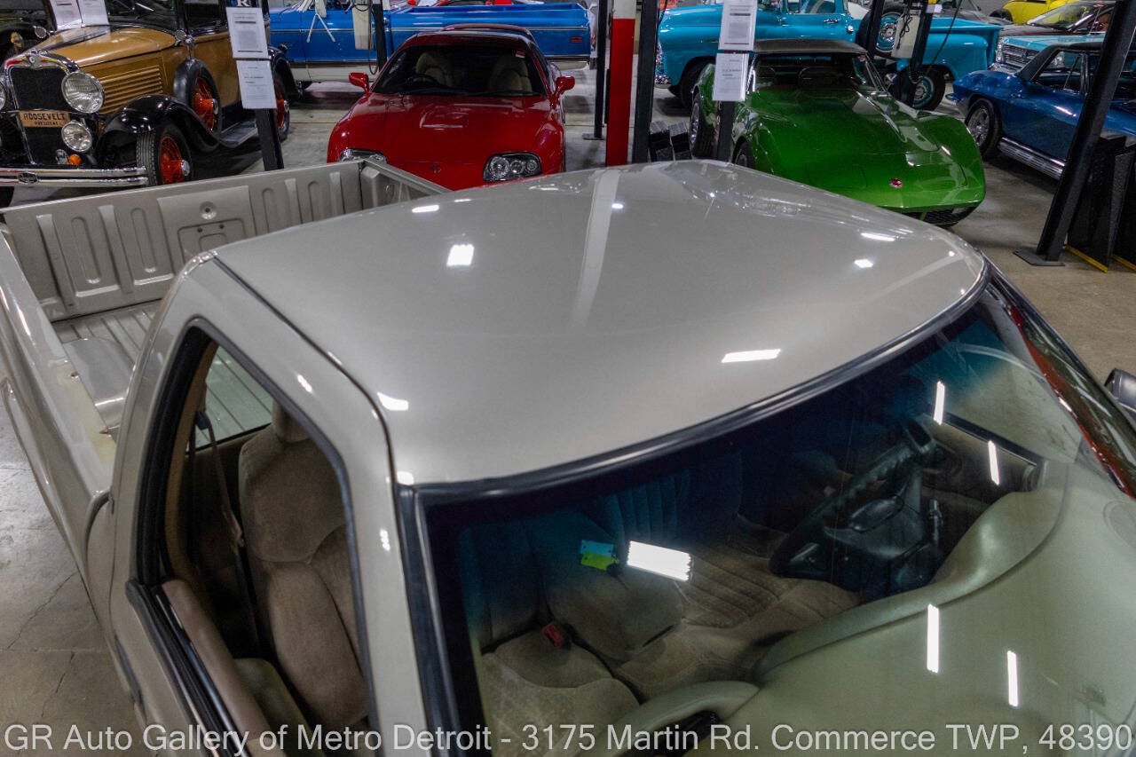 Used 1999 Chevrolet S10 Pickup LS w/ Preferred Equipment Group RWD image 14