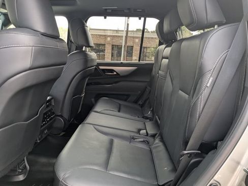 Used 2022 Lexus LX 600 F Sport w/ Accessory Package (Z1) AWD/4WD image 14