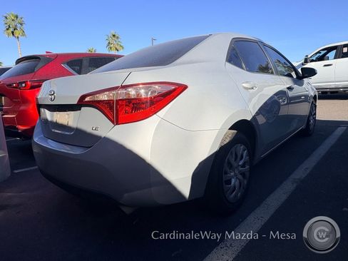 Used 2019 Toyota Corolla LE image 4