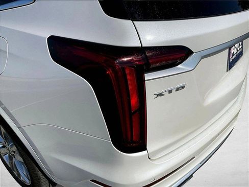 Used 2020 Cadillac XT6 Premium Luxury FWD image 30