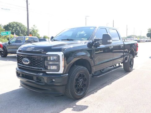 Used 2024 Ford F250 XL w/ STX Appearance Package AWD/4WD image 5