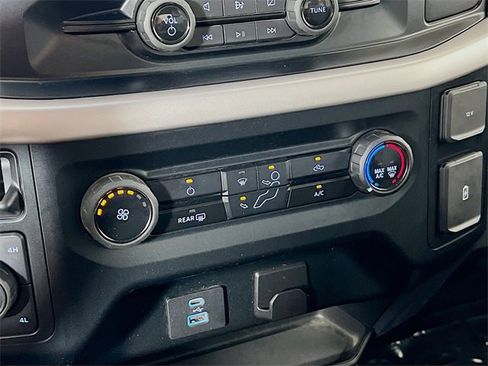 Used 2023 Ford F150 XLT image 18