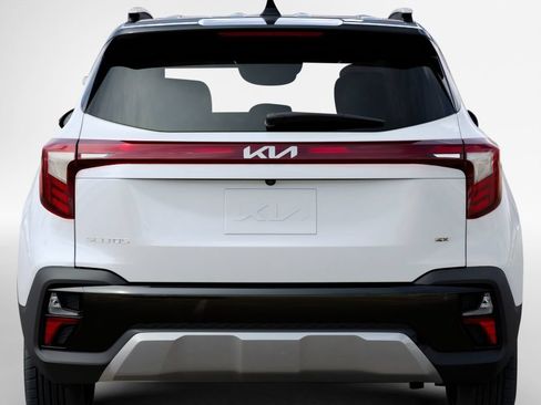 New 2026 Kia Seltos S AWD/4WD image 13