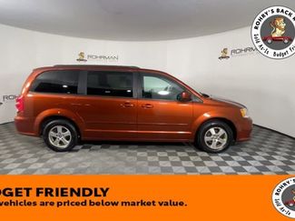 Used 2012 Dodge Grand Caravan SXT w/ Entertainment Group 1 video 2
