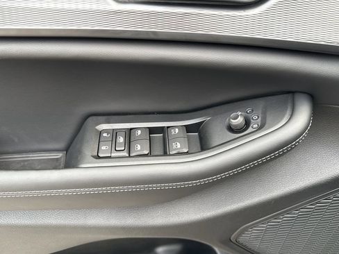 New 2025 Jeep Grand Cherokee Laredo image 19