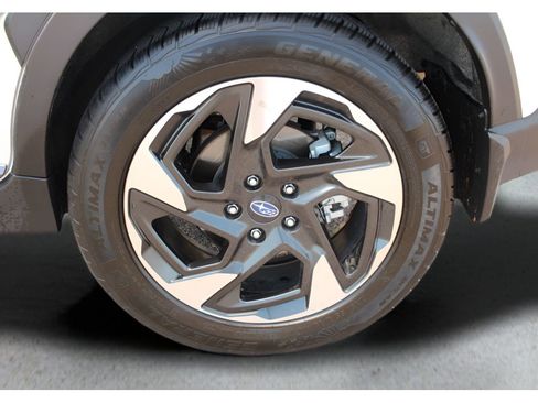 Used 2024 Subaru Crosstrek 2.5i Limited image 25