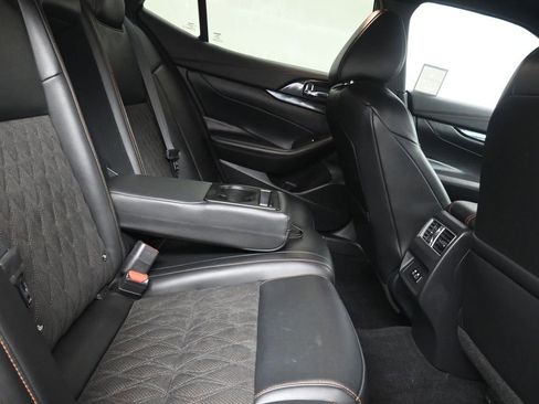 Used 2021 Nissan Maxima SR w/ Sport Mat Group image 16