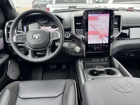 New 2026 RAM 1500 Laramie AWD/4WD image 9