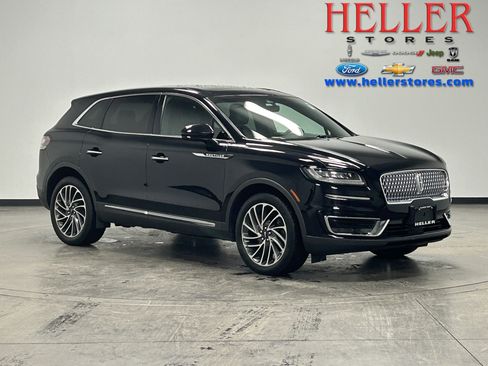 Used 2019 Lincoln Nautilus Reserve image 1