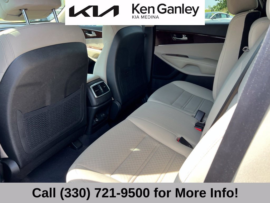 Used 2017 Kia Sorento AWD w/ LX Convenience Package image 44