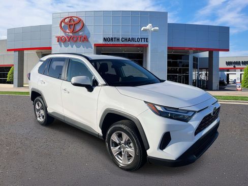 Used 2023 Toyota RAV4 XLE image 2