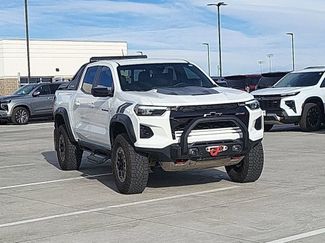 Used 2023 Chevrolet Colorado ZR2 w/ Desert Boss Special Edition video 2