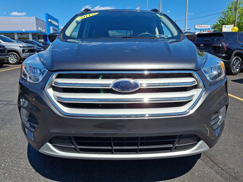 Used 2018 Ford Escape SE w/ SE Sync 3 Package AWD/4WD image 8