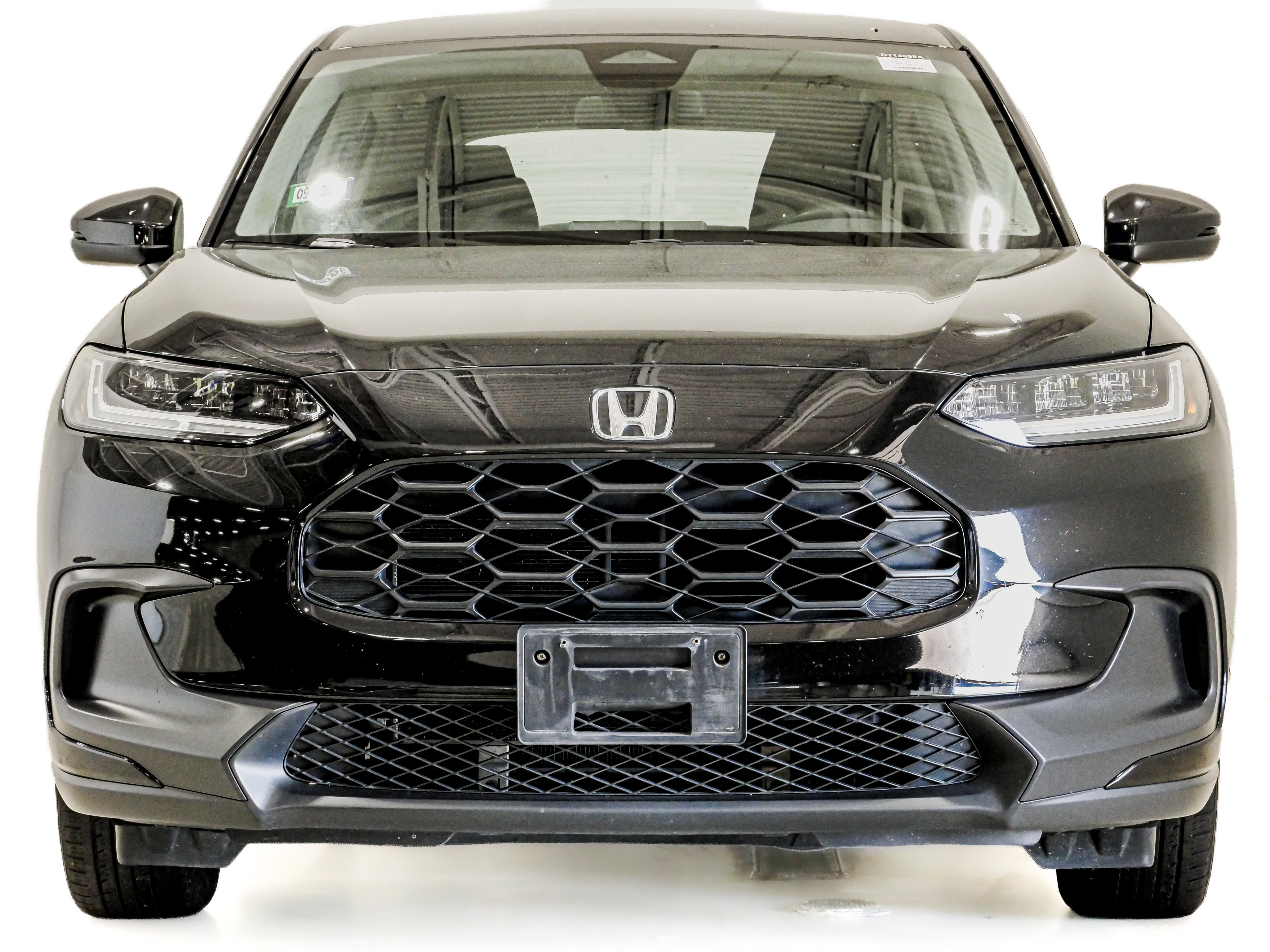 Used 2024 Honda HR-V LX image 2