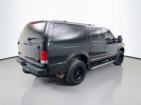Used 2005 Ford Excursion Limited image 7