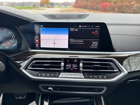 Used 2023 BMW X5 M50i image 23