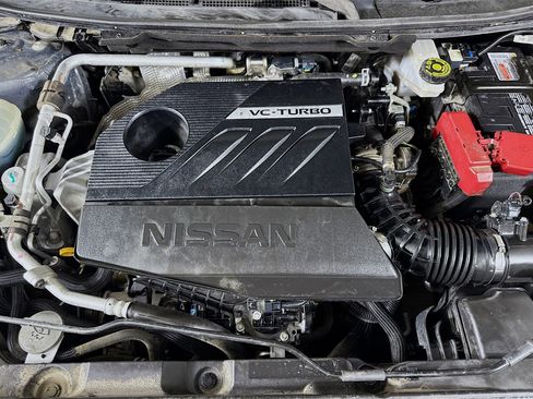 Used 2023 Nissan Rogue S image 39